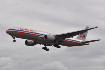 N782AN (30003) 2000 Boeing 777-223(ER)