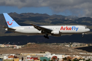 PH-AHX (cn 24847) Boeing 767-383ER