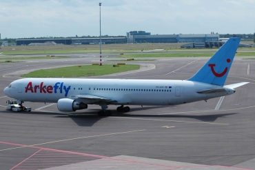 PH-AHX (cn 24847) Boeing 767-383ER