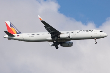 RP-C9906 (5825) 2013 Airbus A321-231 WL