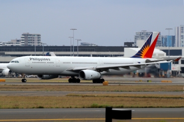 RP-C8782 (1449) 2013 Airbus A330-343