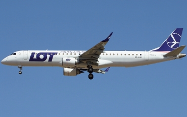 SP-LNI (19000240) Embraer 190-200IGW