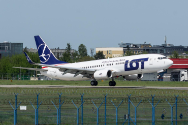 SP-LWD · Boeing 737-89P(WL) · (WAW / EPWA)