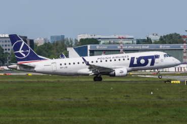 SP-LID (17000136) Embraer 170-200STD