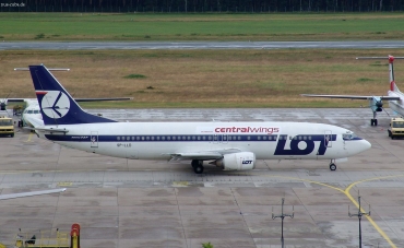SP-LLD (27256) 1994 Boeing 737-45D