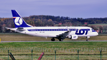 SP-LIM (17000311) 2010 Embraer 170-200LR