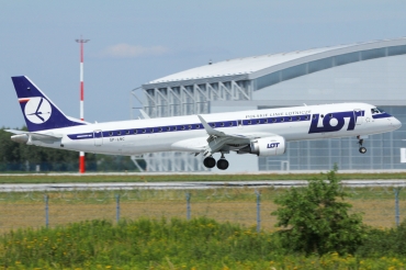 SP-LNC (19000462) Embraer 190-200LR