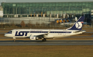 SP-LIA (17000125) Embraer 170-200STD