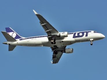 SP-LIO (17000321) Embraer 170-200LR