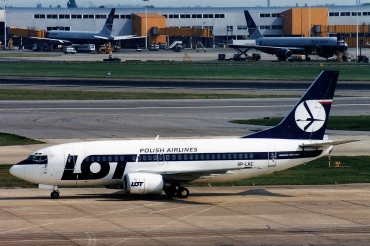 SP-LKE · Boeing 737-55D · (LHR / EGLL)
