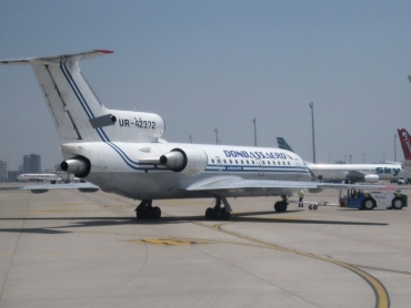 UR-42372 · Yakovlev Yak-42D · (AYT / LTAI)