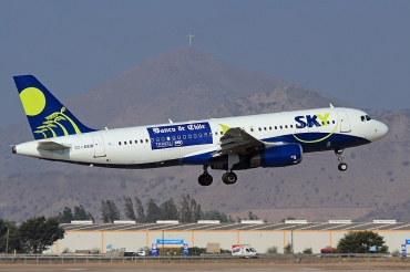 CC-ABW (1523) 2001 Airbus A320-233