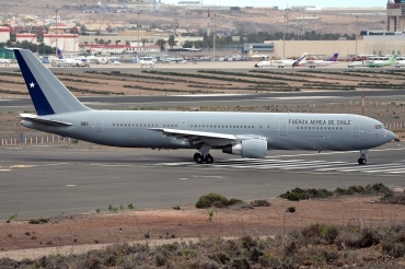 985 (26205) 1993 Boeing 767-3Y0(ER)