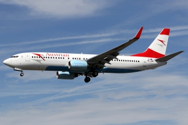 OE-LNP (30420) 2002 Boeing 737-8Z9 WL