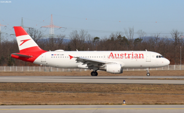 OE-LBV (1385) 2000 Airbus A320-214