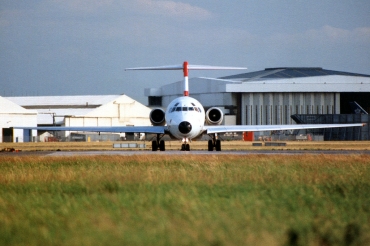 OE-LDX (cn 48021) McDonnell Douglas MD-81