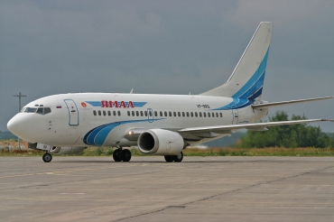 VP-BRQ (25230) 1991 Boeing 737-528