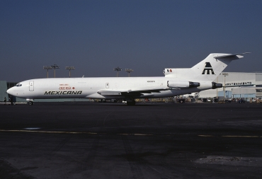 N909PG (21852) 1979 Boeing 727-2K5AdvF