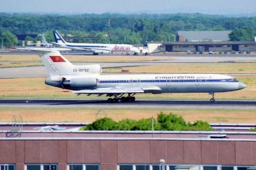 EX-85762 (92A945) 1990 Tupolev Tu-154M