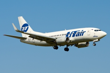 VP-BXV, (cn 27322/2607), Boeing 737-524
