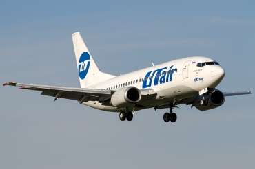 VP-BYL (28920) 1998 Boeing 737-524