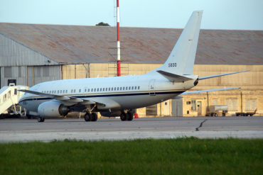 165830 (29980) 2000 Boeing C-40A Clipper