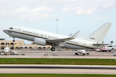 165830 (29980) 2000 Boeing C-40A Clipper