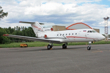 RA-87353 (9330231) Yakovlev Yak-40