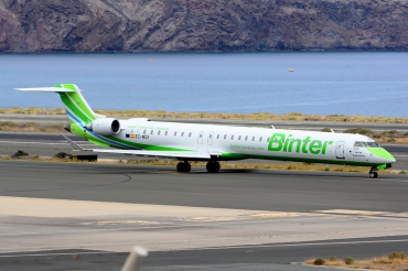 EC-MOX · Bombardier CRJ-1000 · (LPA / GCLP)