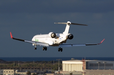 EC-MEN (cn 15063) Bombardier CRJ900ER