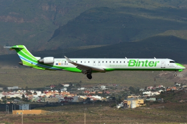 EC-MOX (cn 19053) Bombardier CRJ-1000