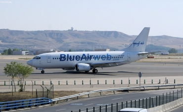 YR-BAF (24453) 1989 Boeing 737-322