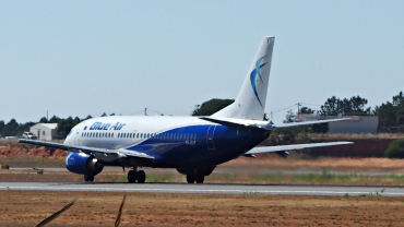 YR-BAF (24453) 1989 Boeing 737-322