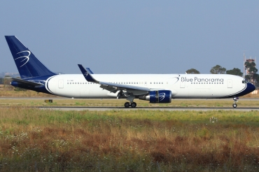 EI-CMD (27392) 1995 Boeing 767-324ER