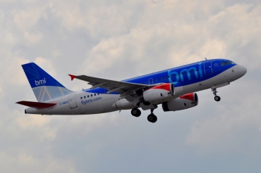 G-DBCD (cn 2389) Airbus A319-131