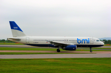 G-MEDH (1922) 2002 Airbus A320-232