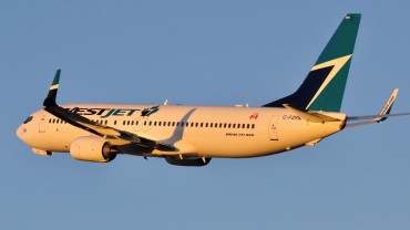 C-FZRM · Boeing 737-8CT · (YUL / CYUL)