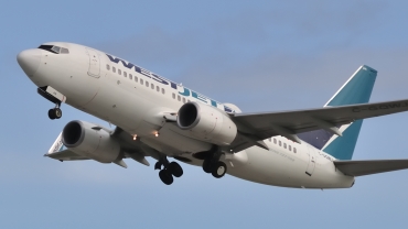 C-GQWJ · Boeing 737-7CT(WL) · (YUL / CYUL)