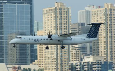C-GLQB (4130) 2006 Bombardier Dash 8-Q402