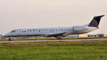 N36915 (cn 145421) Embraer ERJ-145LR