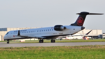 C-GJZV · Bombardier CRJ-900LR · (YUL / CYUL)