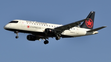 C-FRQN (17000147) Embraer 170-200LR