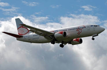G-TOYF (28557) 1997 Boeing 737-36N