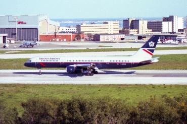 G-BPEB (cn 24371) Boeing 757-236