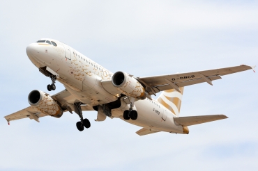 G-DBCB (cn 2188) Airbus A319-131