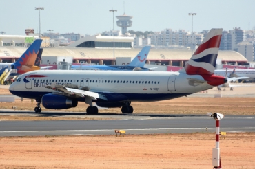 G-MIDY (1014) 1999 Airbus A320-232