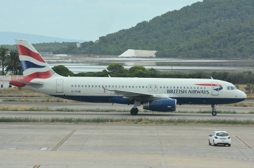 G-TTOB (1687) 2001 Airbus A320-232