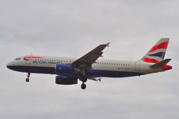 G-EUUS (3301) 2007 Airbus A320-232