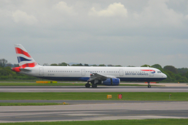 G-EUXE (2323) 2004 Airbus A321-231