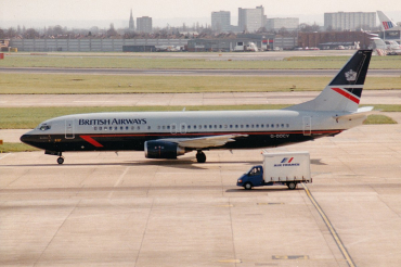 G-DOCV (25855) 1993 Boeing 737-436